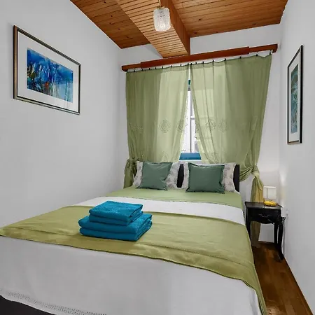 Apartman Kata *