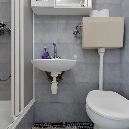 Kata Apartman Makarska